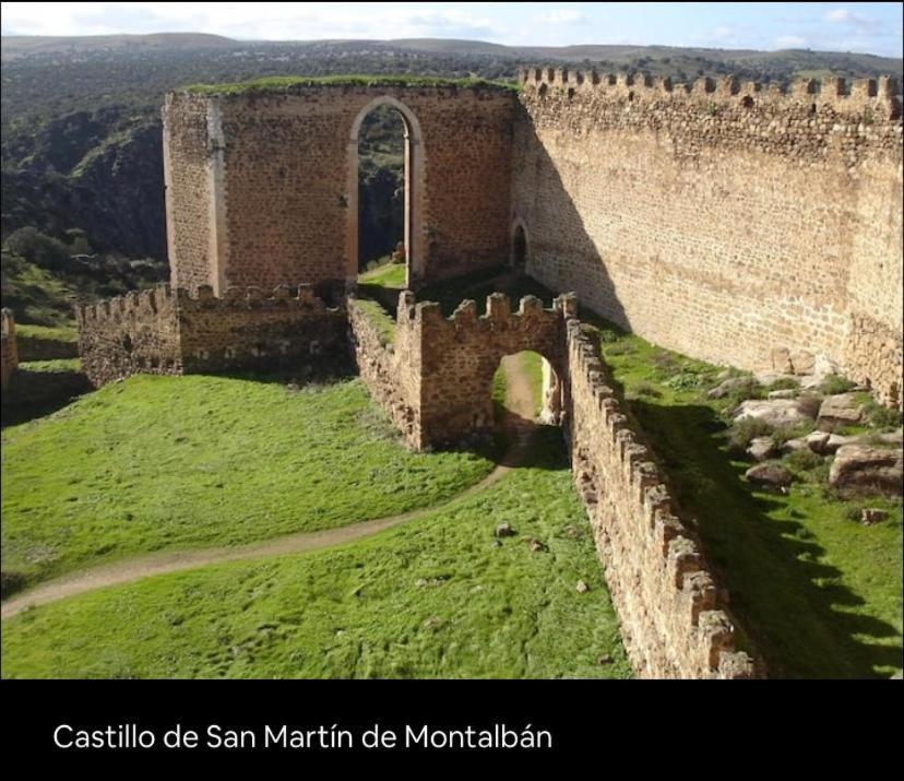 Casa Rosales Toledo A 10 Minutos De Puy Du Fou Villa Polán Kültér fotó